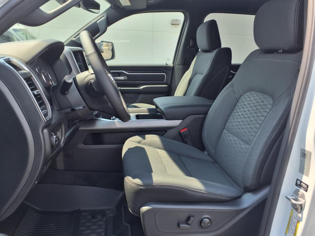 new 2025 Ram 1500 car, priced at $55,275