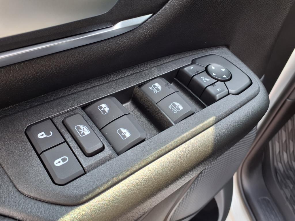new 2025 Ram 1500 car, priced at $55,275