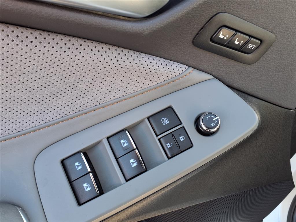 used 2019 Toyota Avalon car, priced at $27,200