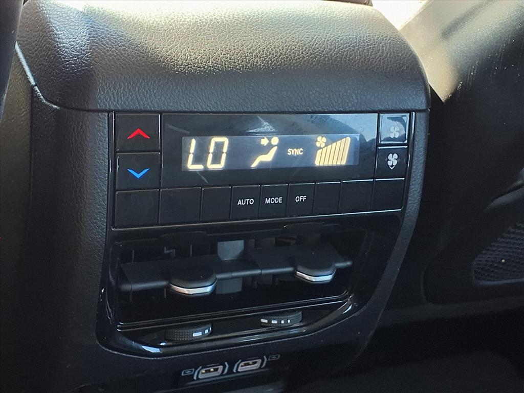 used 2023 Jeep Grand Cherokee L car, priced at $27,661