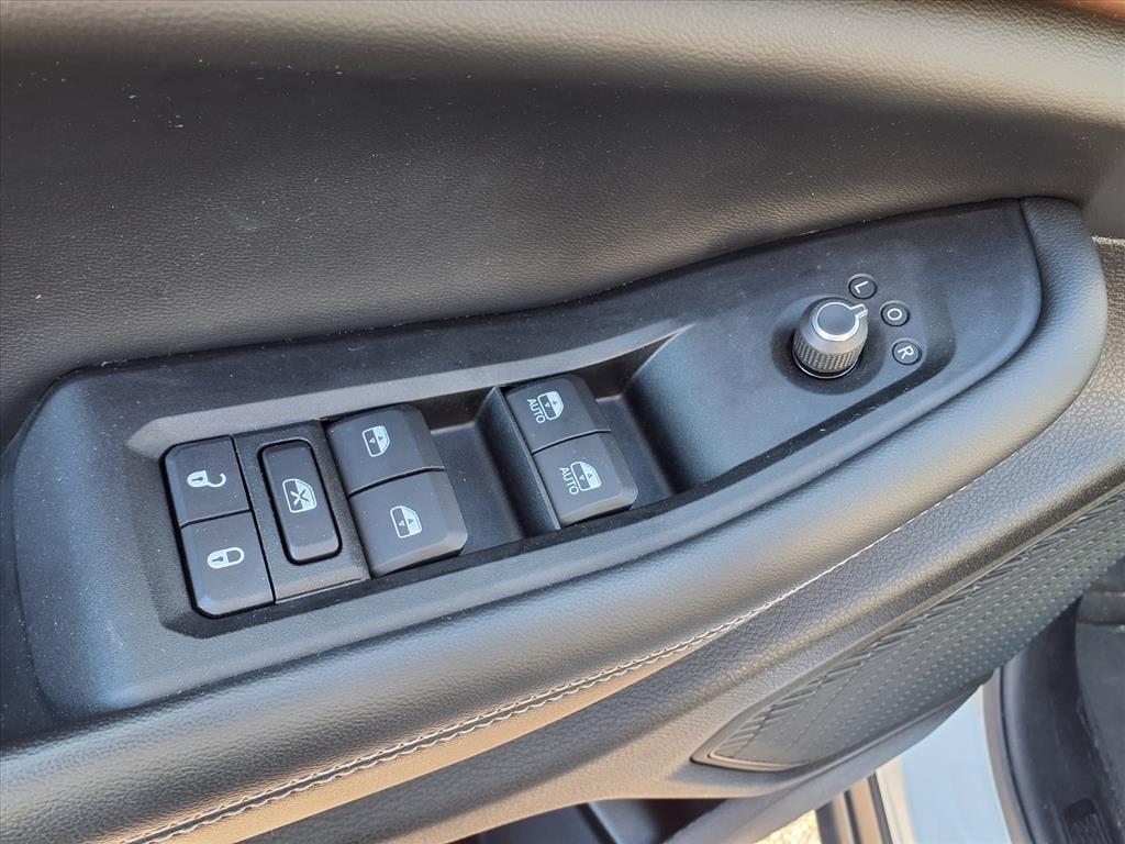 used 2023 Jeep Grand Cherokee L car, priced at $27,661