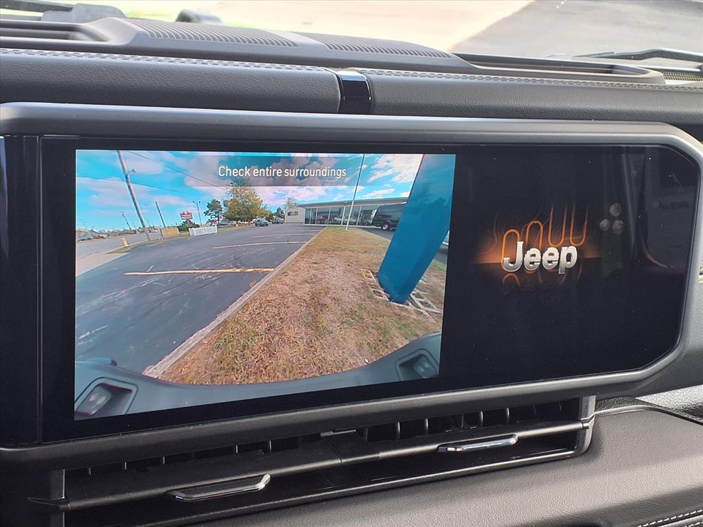 new 2025 Jeep Gladiator car, priced at $48,855
