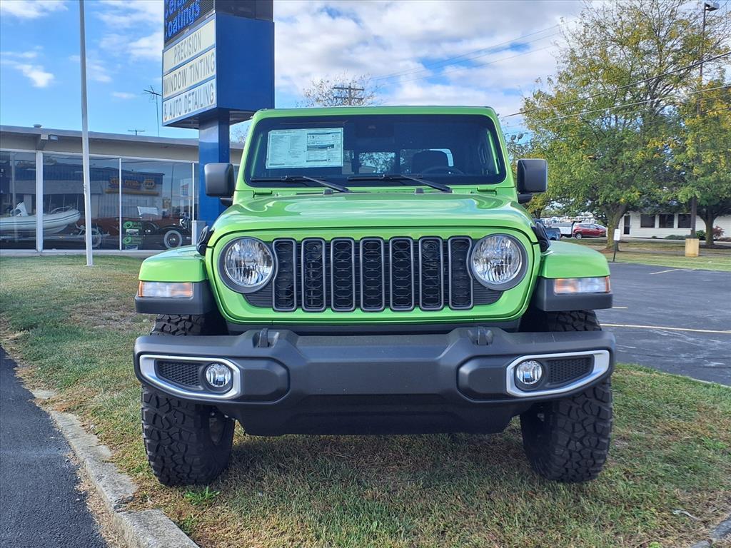 new 2025 Jeep Gladiator car, priced at $48,855