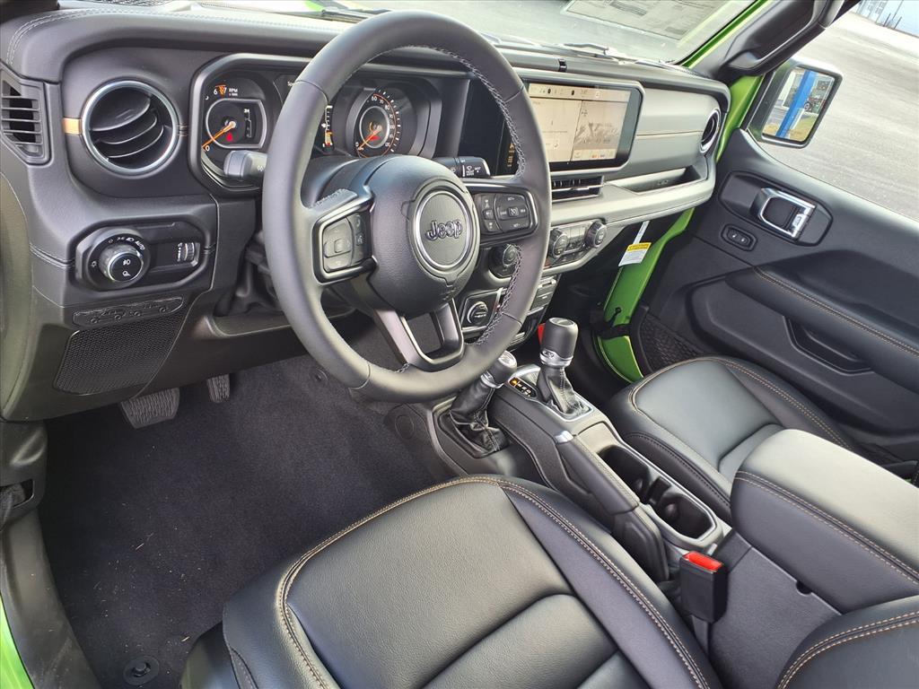 new 2025 Jeep Gladiator car, priced at $48,855