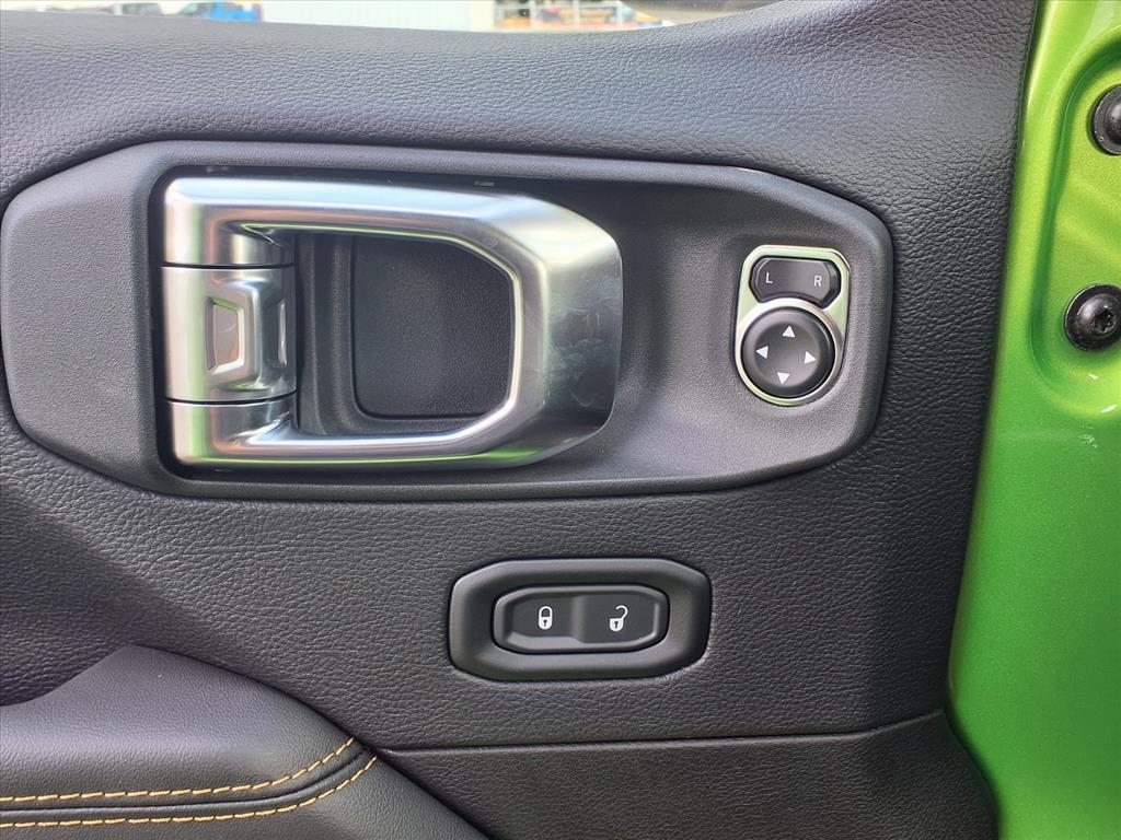 new 2025 Jeep Gladiator car, priced at $48,855