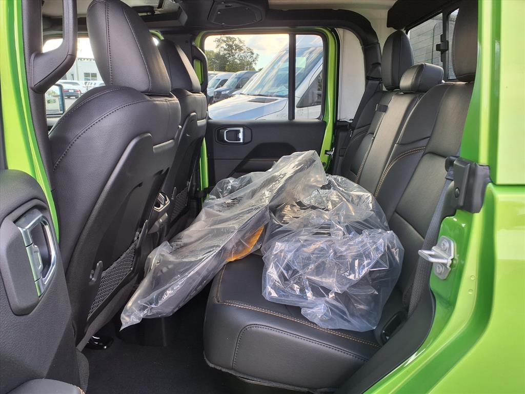 new 2025 Jeep Gladiator car, priced at $48,855