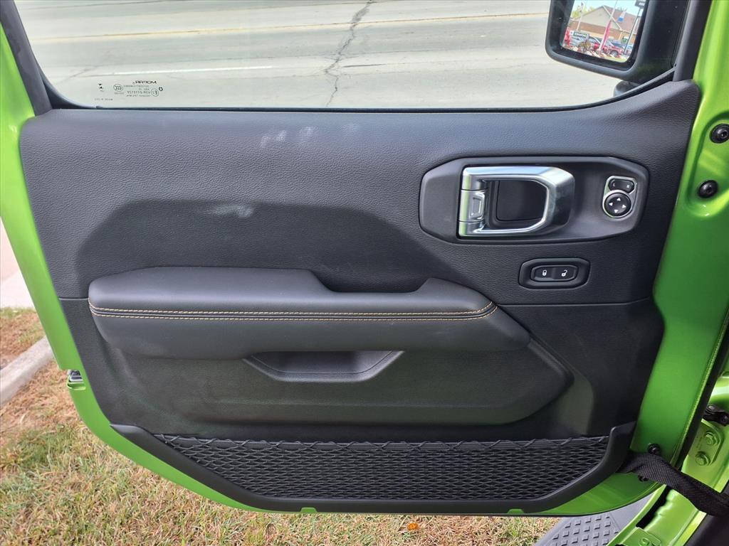 new 2025 Jeep Gladiator car, priced at $48,855