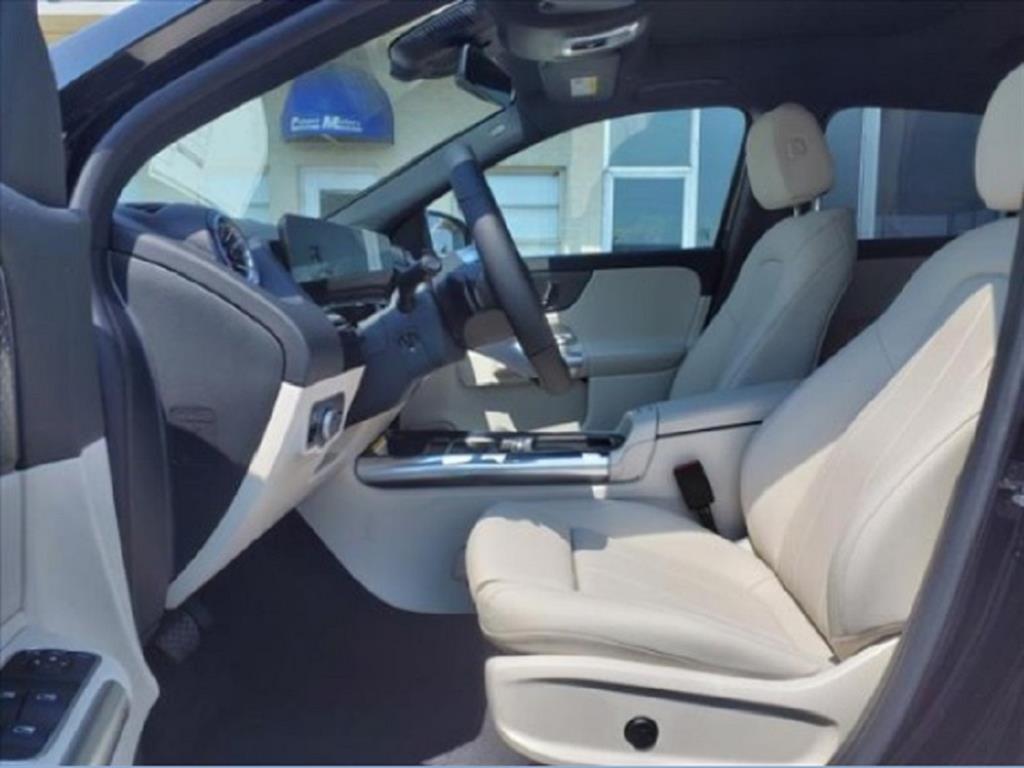 used 2025 Mercedes-Benz GLA 250 car, priced at $43,447