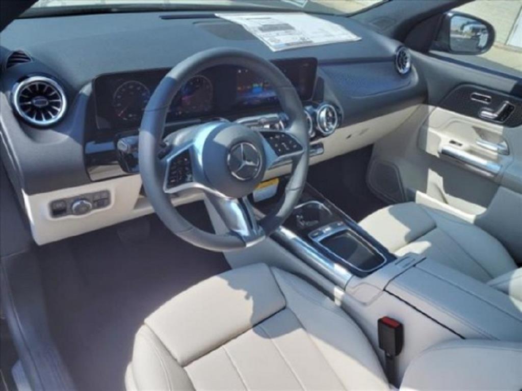 used 2025 Mercedes-Benz GLA 250 car, priced at $43,447