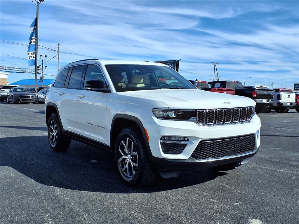 new 2025 Jeep Grand Cherokee car, priced at $46,200
