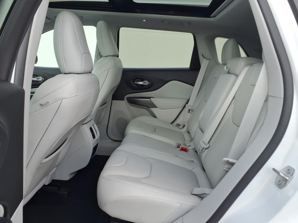 used 2021 Jeep Cherokee car, priced at $20,900