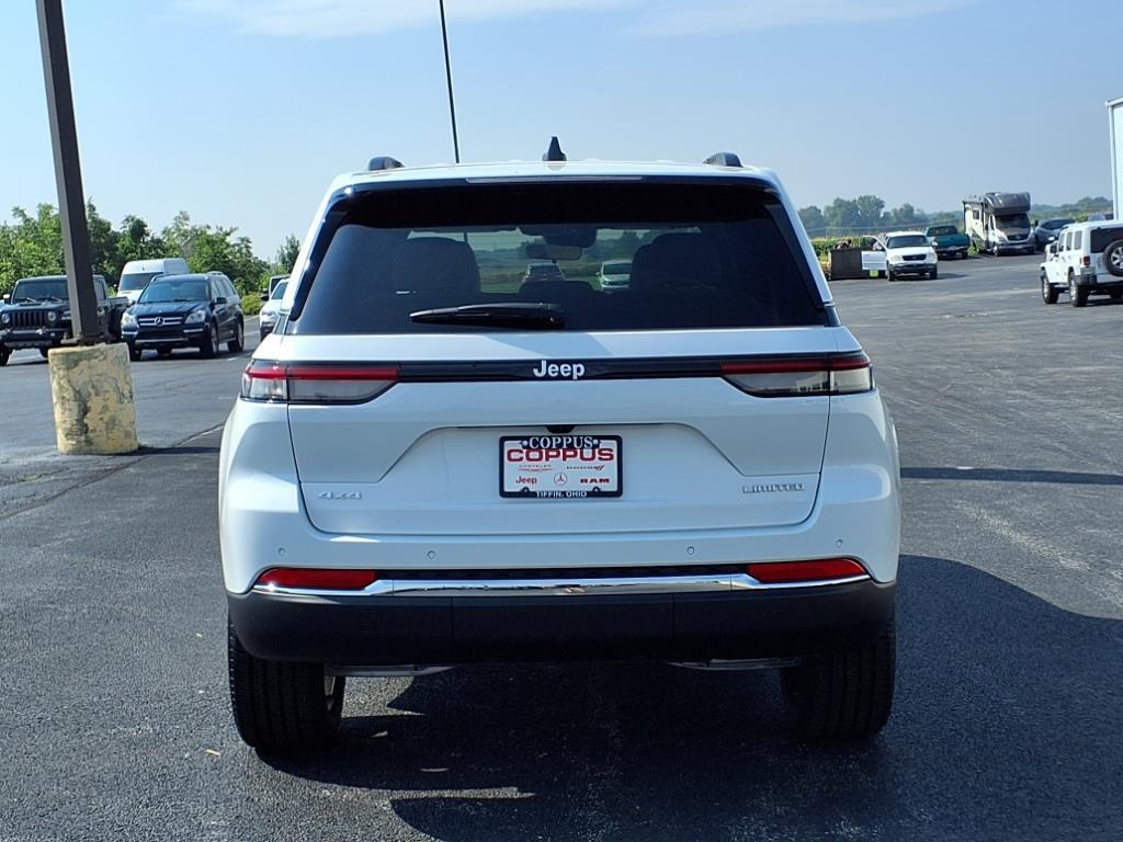 new 2025 Jeep Grand Cherokee car, priced at $48,525