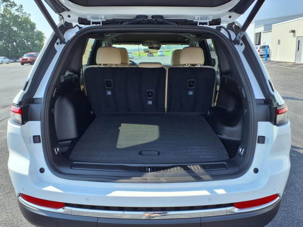 new 2025 Jeep Grand Cherokee car, priced at $48,525