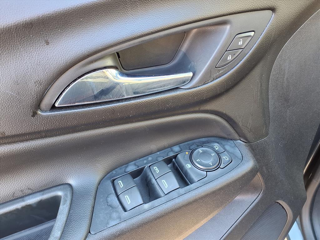 used 2018 Chevrolet Equinox car, priced at $15,990