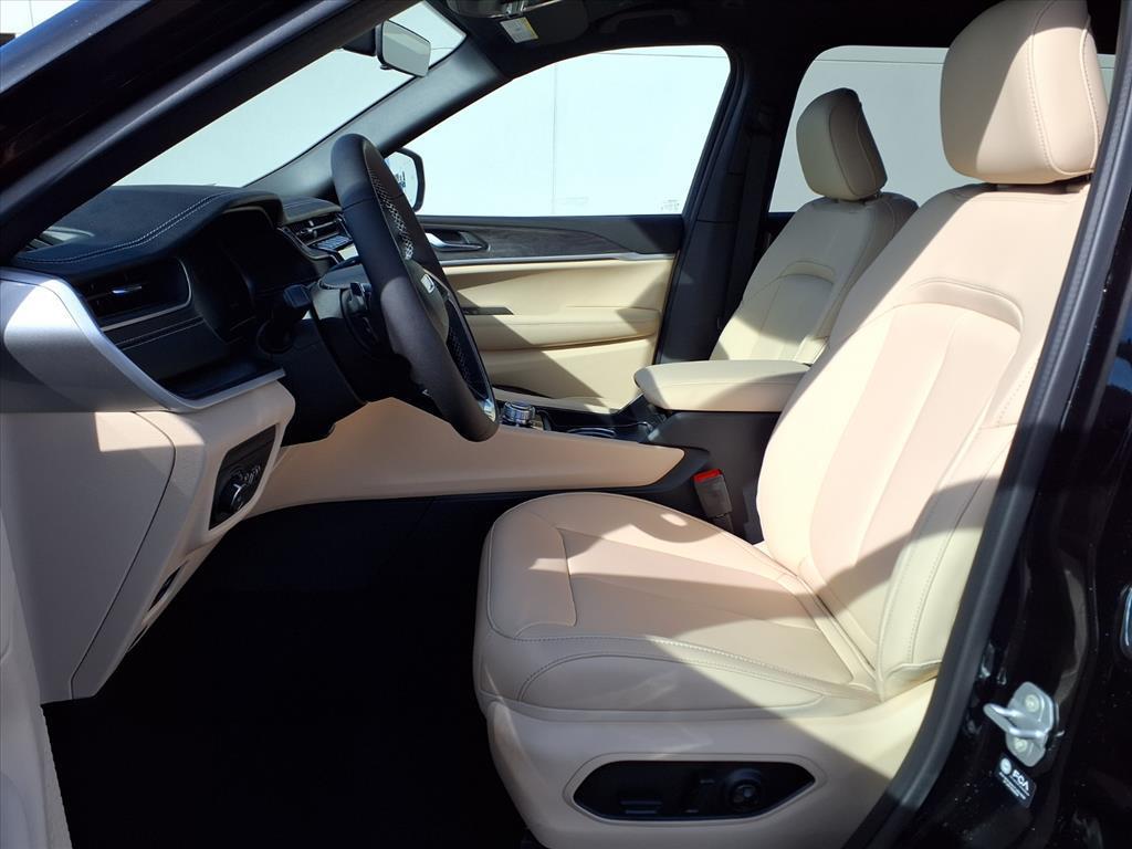 new 2025 Jeep Grand Cherokee L car, priced at $51,120
