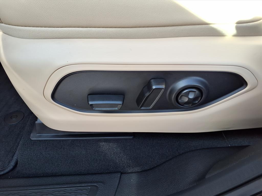 new 2025 Jeep Grand Cherokee L car, priced at $51,120