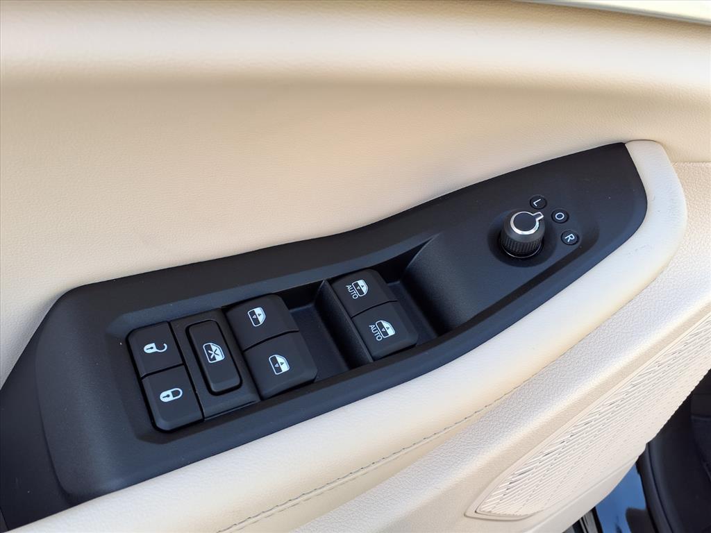 new 2025 Jeep Grand Cherokee L car, priced at $51,120