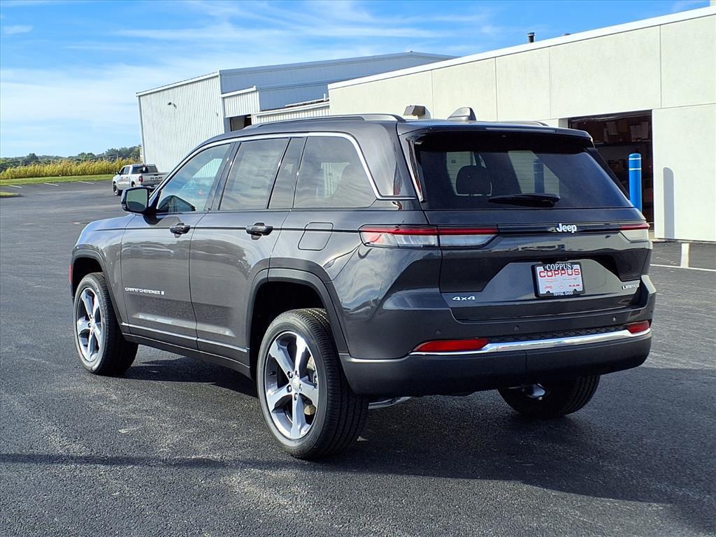 new 2025 Jeep Grand Cherokee car, priced at $49,220