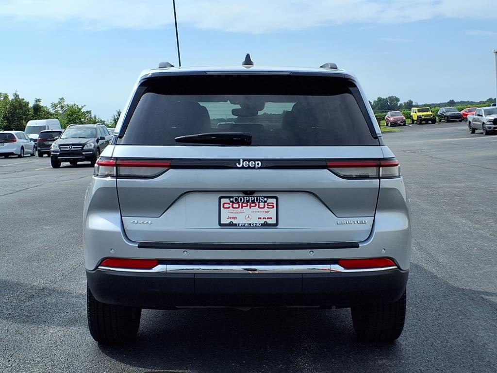used 2022 Jeep Grand Cherokee car, priced at $33,790