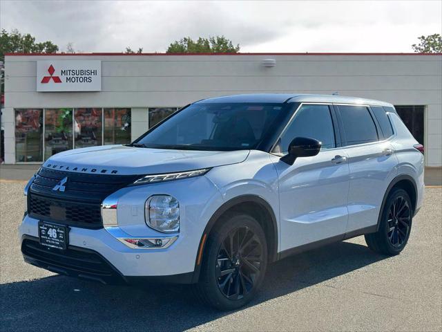 used 2023 Mitsubishi Outlander car, priced at $20,495