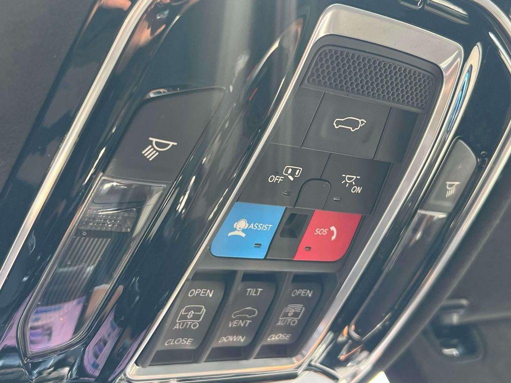 used 2022 Jeep Grand Cherokee car, priced at $40,995