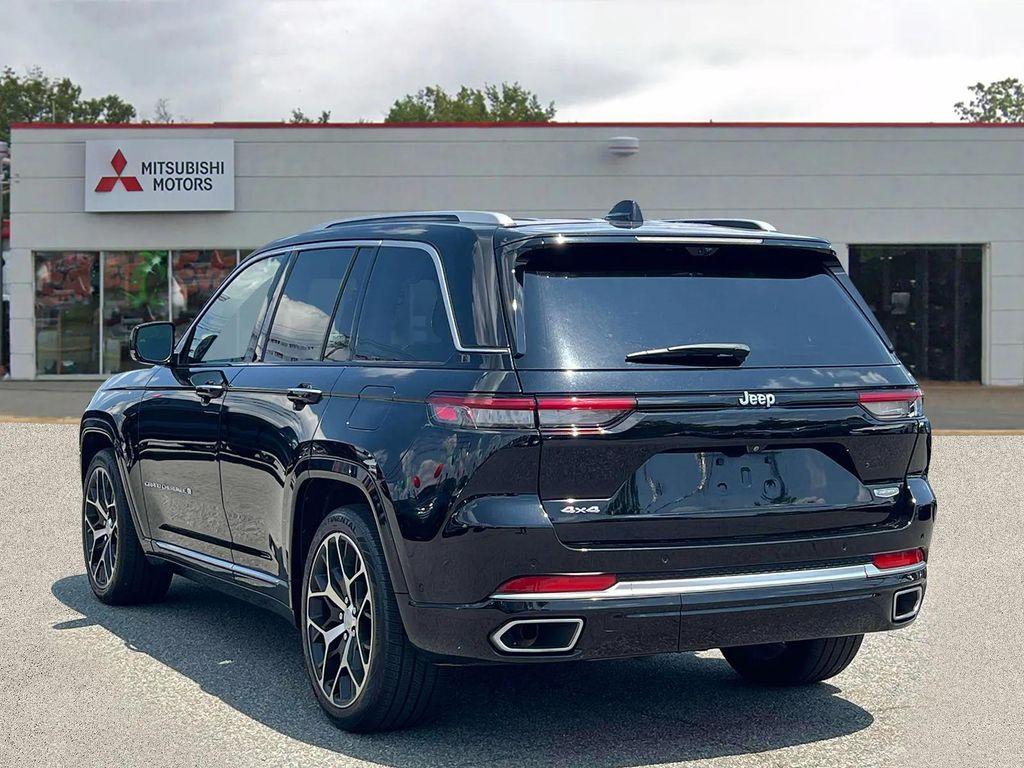 used 2022 Jeep Grand Cherokee car, priced at $43,995