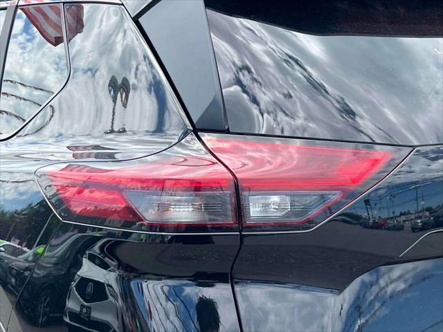 used 2023 Nissan Rogue car, priced at $17,995