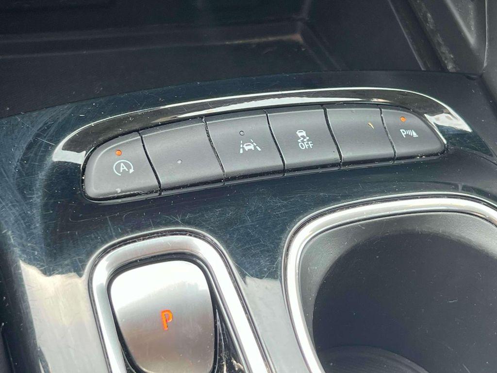 used 2022 Buick Envision car, priced at $18,995