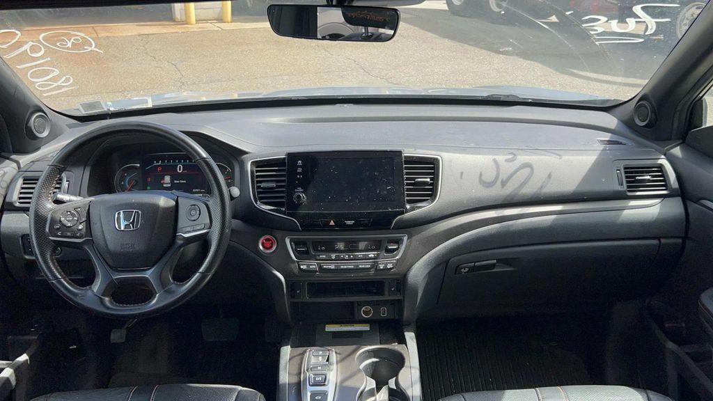 used 2022 Honda Pilot car, priced at $30,995