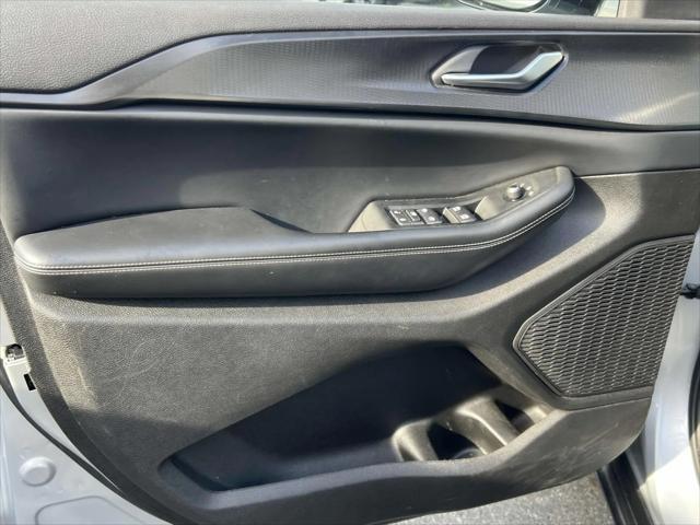 used 2023 Jeep Grand Cherokee L car, priced at $27,995