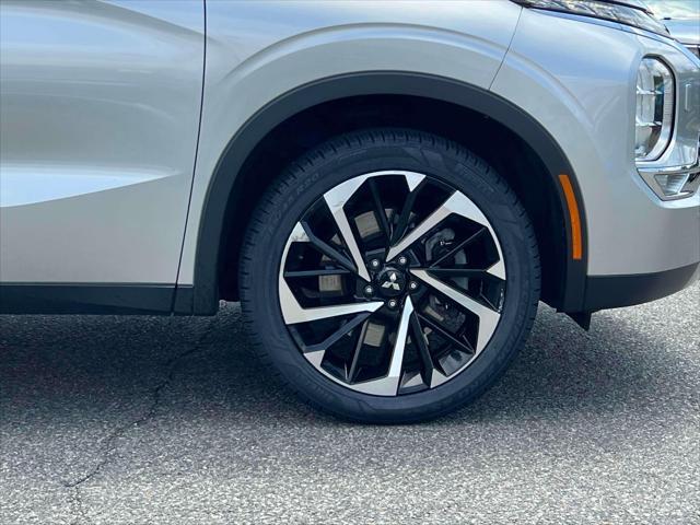 used 2022 Mitsubishi Outlander car, priced at $21,895