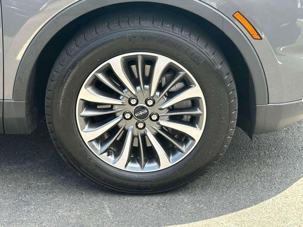 used 2022 Lincoln Nautilus car, priced at $25,995