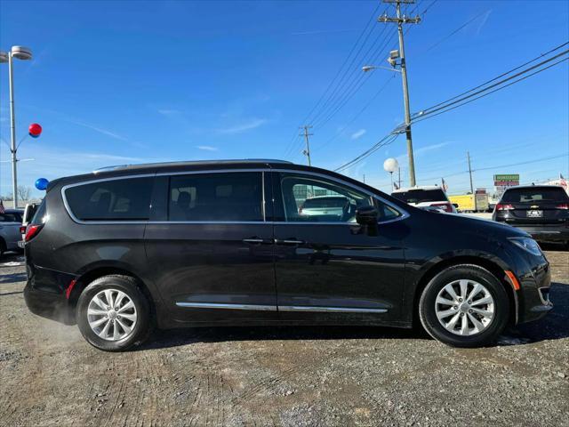 used 2020 Chrysler Pacifica car, priced at $16,995