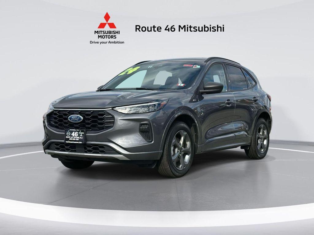 used 2024 Ford Escape car, priced at $18,995