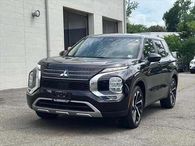 used 2022 Mitsubishi Outlander car, priced at $19,995