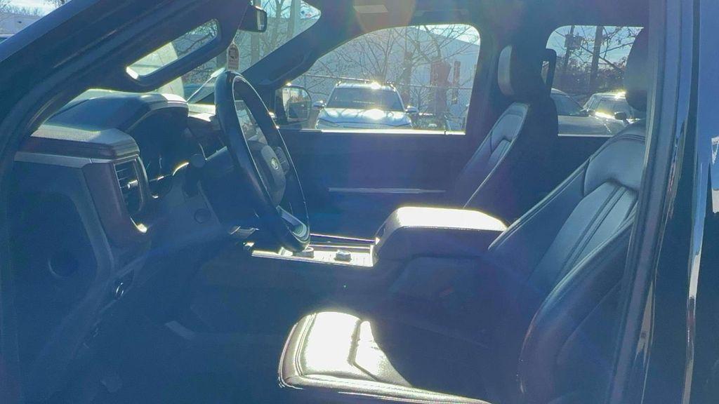 used 2023 Ford Expedition car, priced at $38,995