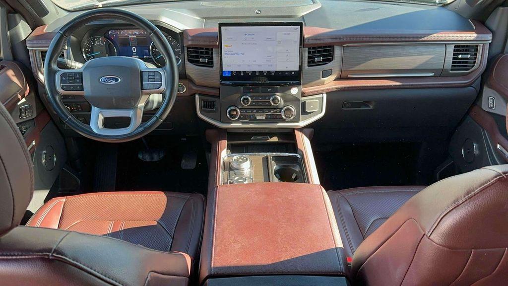 used 2023 Ford Expedition car, priced at $38,995