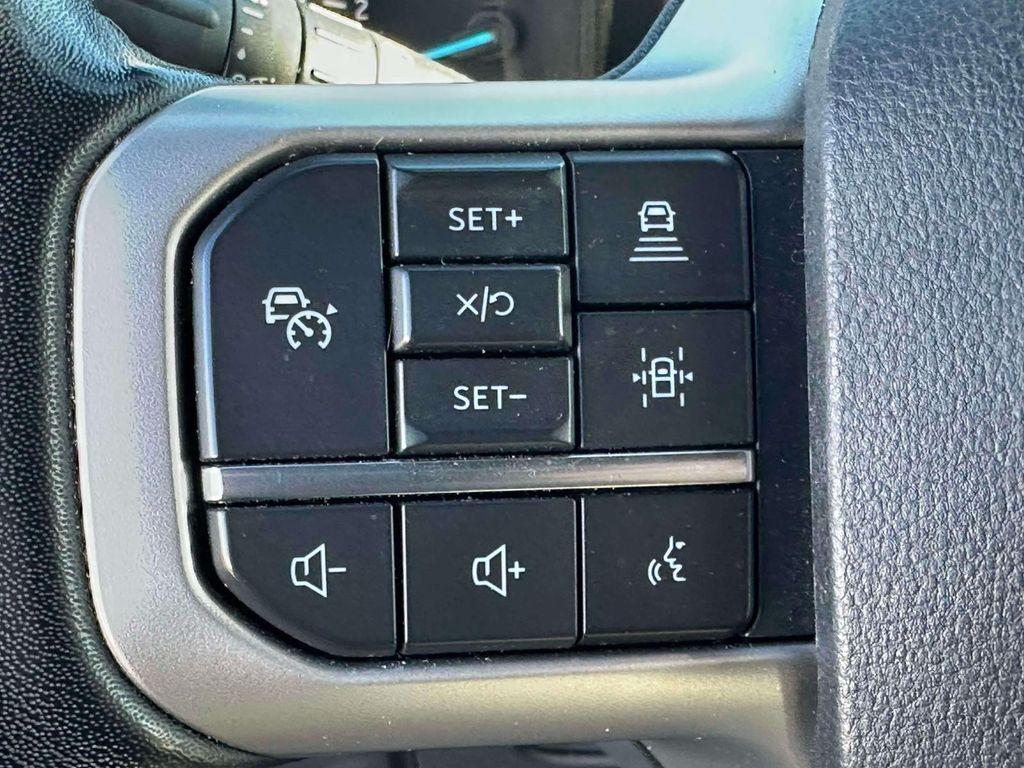 used 2023 Ford Expedition car, priced at $38,995