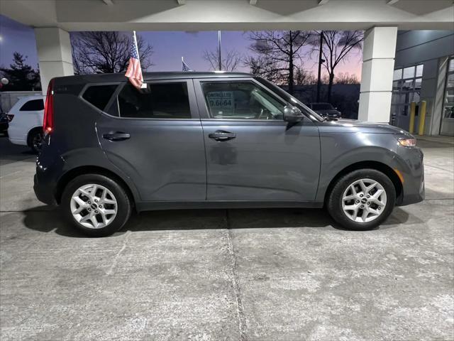 used 2022 Kia Soul car, priced at $12,995