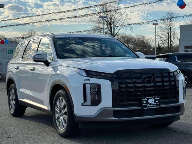 used 2024 Hyundai Palisade car, priced at $30,995