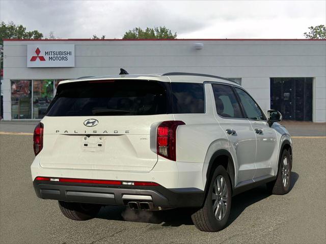 used 2024 Hyundai Palisade car, priced at $30,995