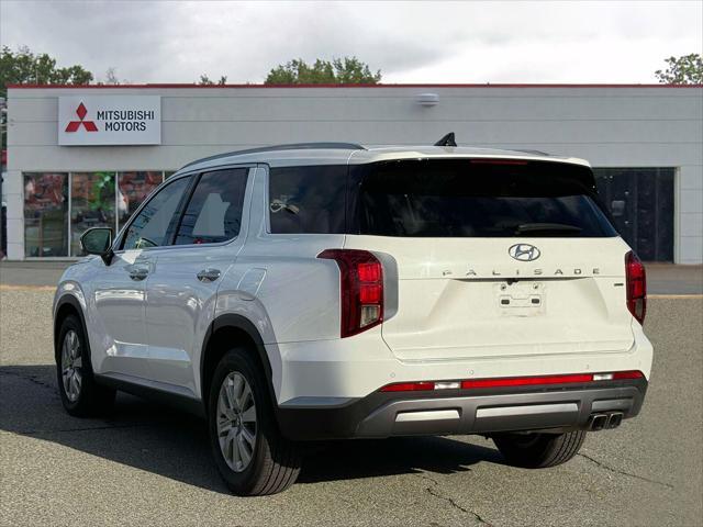 used 2024 Hyundai Palisade car, priced at $30,995