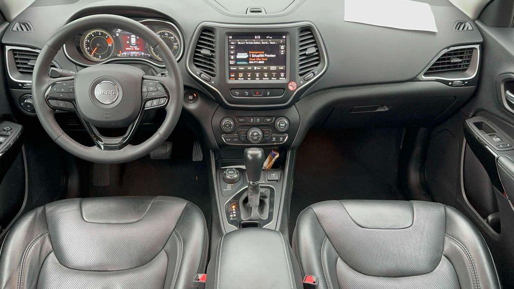 used 2023 Jeep Cherokee car, priced at $18,995