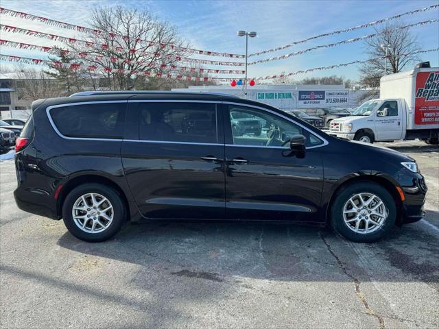 used 2021 Chrysler Pacifica car, priced at $21,995