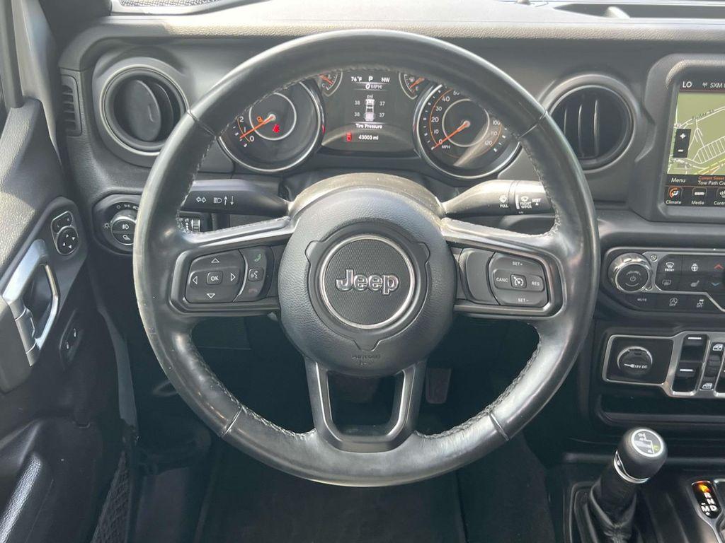 used 2022 Jeep Gladiator car, priced at $27,995