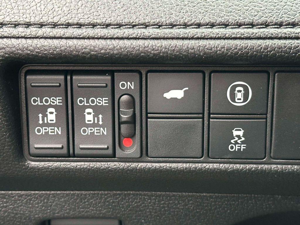 used 2022 Honda Odyssey car, priced at $27,995