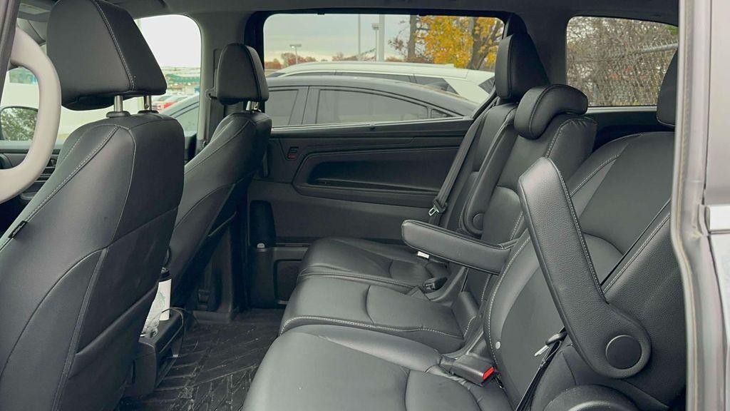 used 2022 Honda Odyssey car, priced at $27,995