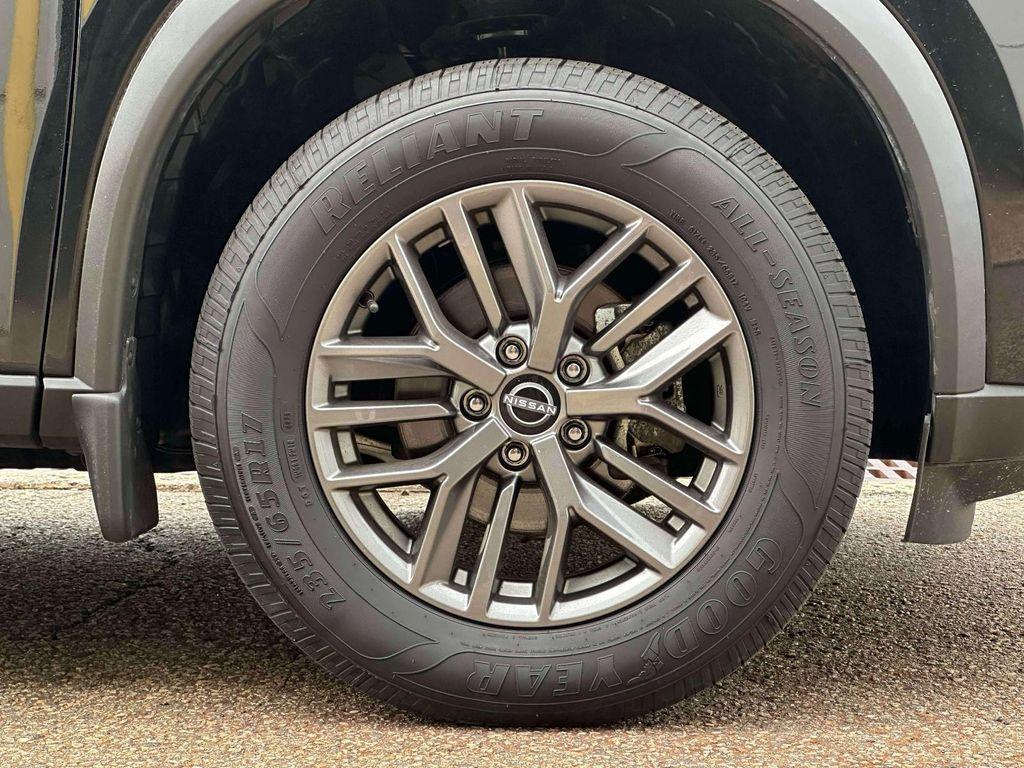 used 2022 Nissan Rogue car, priced at $14,995