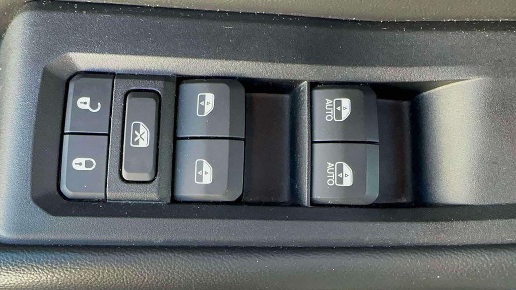 used 2023 Jeep Grand Cherokee L car, priced at $24,995