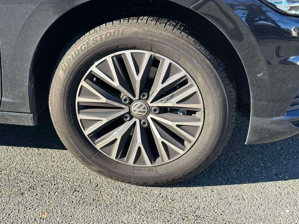 used 2021 Volkswagen Jetta car, priced at $13,995
